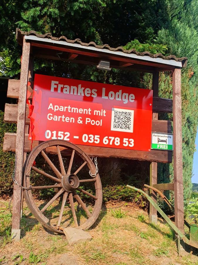 Frankes Lodge Apartment Mit Garten Und Pool, 6 Einzelbetten, Parkplatz Essen Exterior photo
