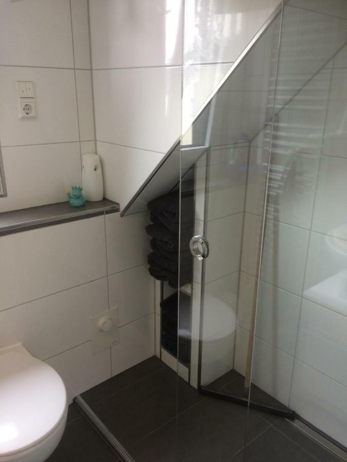 Frankes Lodge Apartment Mit Garten Und Pool, 6 Einzelbetten, Parkplatz Essen Exterior photo