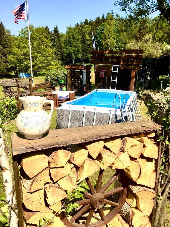 Frankes Lodge Apartment Mit Garten Und Pool, 6 Einzelbetten, Parkplatz Essen Exterior photo